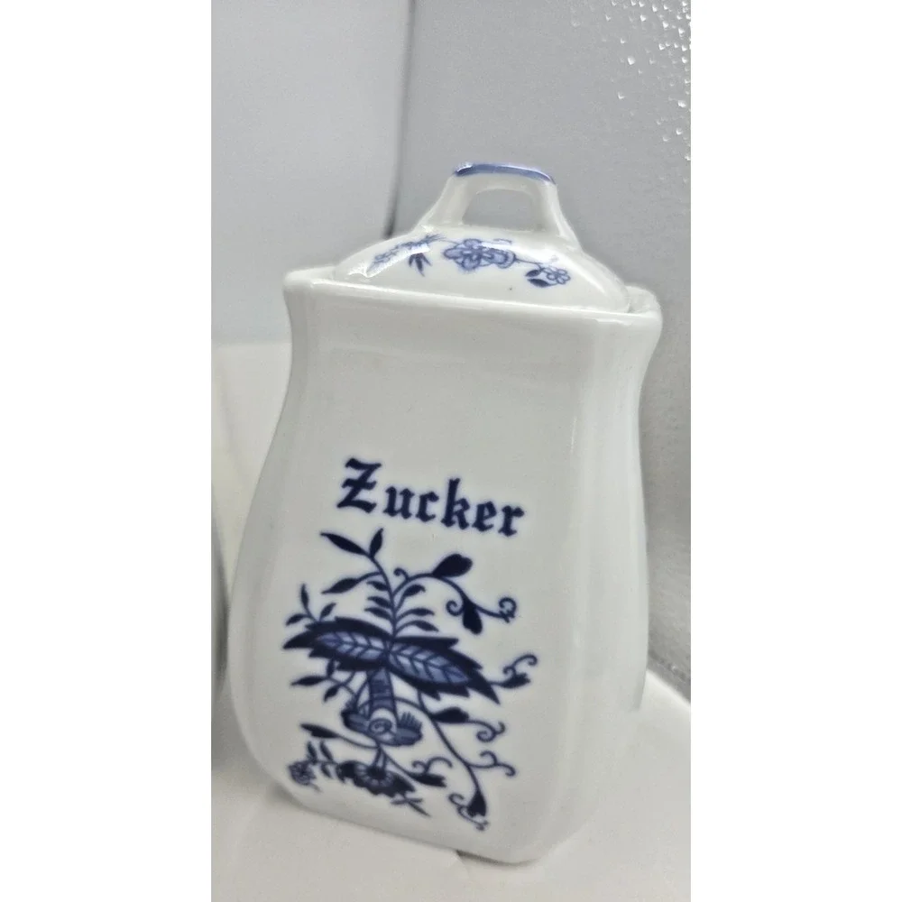 German Vtg Blue Onion Canister Set Of 4 Ceramic Allerlei Mehl Salz Zucker